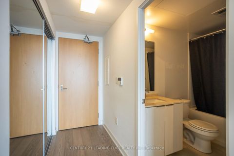 Photo 6 at 3912 - 11 Wellesley Street W, Bay Street Corridor, Toronto