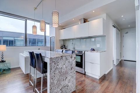Photo 17 at 1502 - 8 Charlotte Street, Waterfront Communities C1, Toronto
