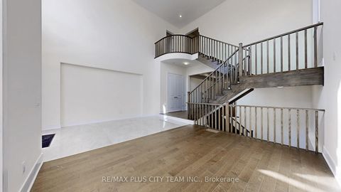 Photo 3 at 8 SAXBY FARM Avenue, King City, King
