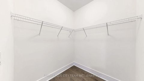 Photo 28 at 8 SAXBY FARM Avenue, King City, King Photo 28 at 8 SAXBY FARM Avenue, King City, King