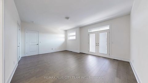 Photo 30 at 8 SAXBY FARM Avenue, King City, King Photo 30 at 8 SAXBY FARM Avenue, King City, King