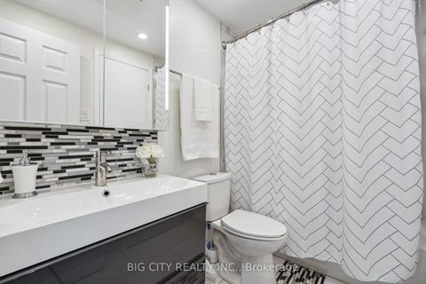 Photo 16 at 21 - 321 Trudelle Street, Eglinton East, Toronto