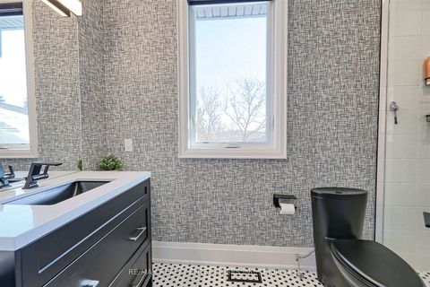 Photo 29 at 500 Warren Road, King City, King Photo 29 at 500 Warren Road, King City, King