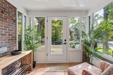 Photo 5 at 28 Humberview Road, Lambton Baby Point, Toronto