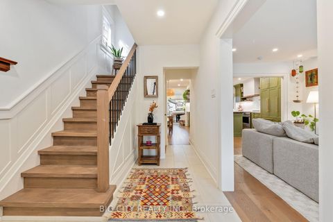 Photo 6 at 28 Humberview Road, Lambton Baby Point, Toronto
