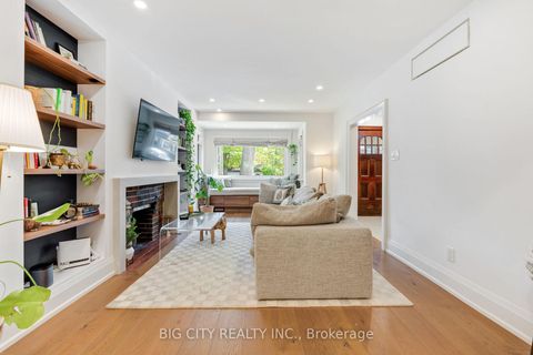 Photo 9 at 28 Humberview Road, Lambton Baby Point, Toronto