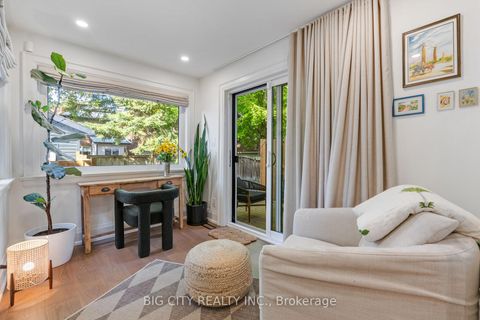 Photo 11 at 28 Humberview Road, Lambton Baby Point, Toronto