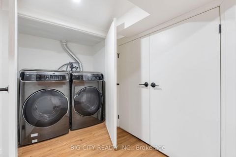 Photo 27 at 28 Humberview Road, Lambton Baby Point, Toronto
