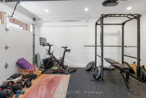 Photo 28 at 28 Humberview Road, Lambton Baby Point, Toronto
