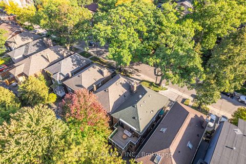 Photo 32 at 28 Humberview Road, Lambton Baby Point, Toronto