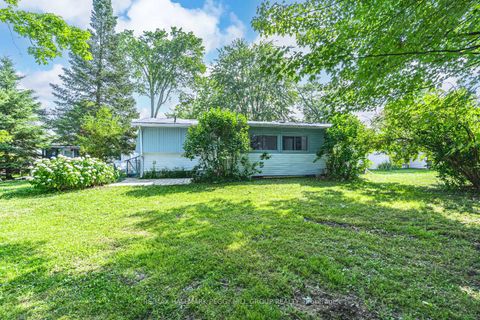 Photo 10 at 85 Hawthorne Drive, Rural Innisfil, Innisfil