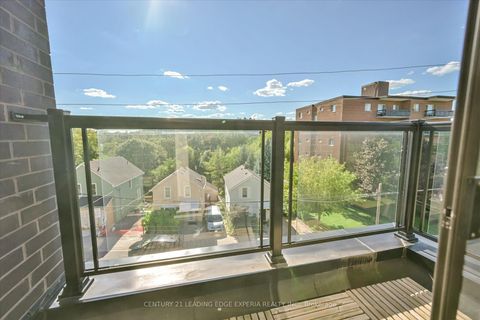 Photo 14 at 2 - 100 Alex Gardner Circle, Aurora Heights, Aurora Photo 14 at 2 - 100 Alex Gardner Circle, Aurora Heights, Aurora