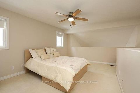 Photo 8 at 301 - 12 Brian Peck Crescent, Leaside, Toronto