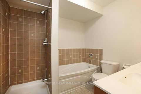 Photo 12 at 301 - 12 Brian Peck Crescent, Leaside, Toronto
