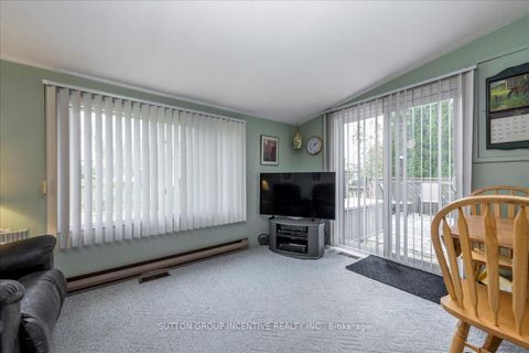 Photo 9 at 28 Linden Lane, Rural Innisfil, Innisfil