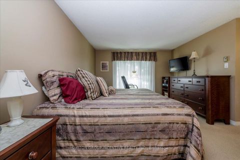 Photo 11 at 28 Linden Lane, Rural Innisfil, Innisfil