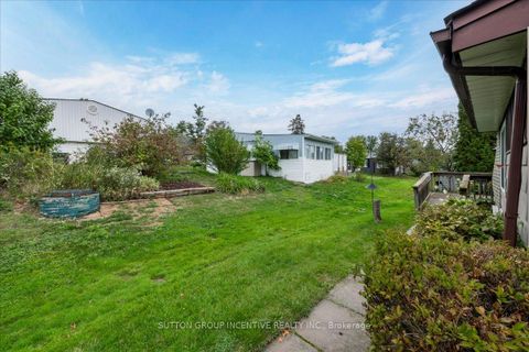 Photo 16 at 28 Linden Lane, Rural Innisfil, Innisfil