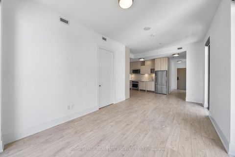 Photo 5 at 922 - 118 Merchants' Wharf, Waterfront Communities C8, Toronto Photo 5 at 922 - 118 Merchants' Wharf, Waterfront Communities C8, Toronto