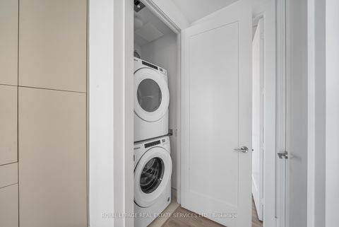 Photo 12 at 922 - 118 Merchants' Wharf, Waterfront Communities C8, Toronto Photo 12 at 922 - 118 Merchants' Wharf, Waterfront Communities C8, Toronto