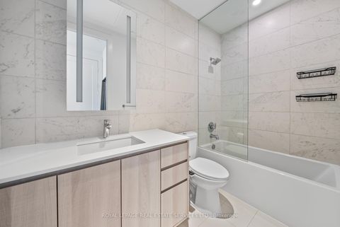 Photo 18 at 922 - 118 Merchants' Wharf, Waterfront Communities C8, Toronto Photo 18 at 922 - 118 Merchants' Wharf, Waterfront Communities C8, Toronto