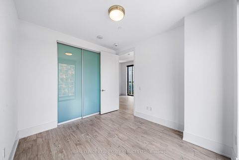 Photo 20 at 922 - 118 Merchants' Wharf, Waterfront Communities C8, Toronto Photo 20 at 922 - 118 Merchants' Wharf, Waterfront Communities C8, Toronto