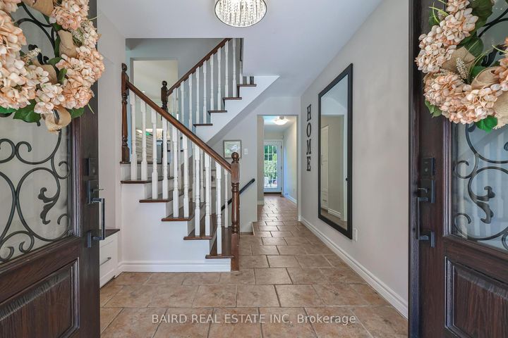 Photo 3 at 38 Caronridge Crescent, L'Amoreaux, Toronto