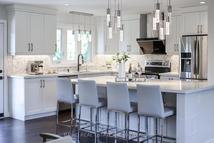 Photo 8 at 38 Caronridge Crescent, L'Amoreaux, Toronto