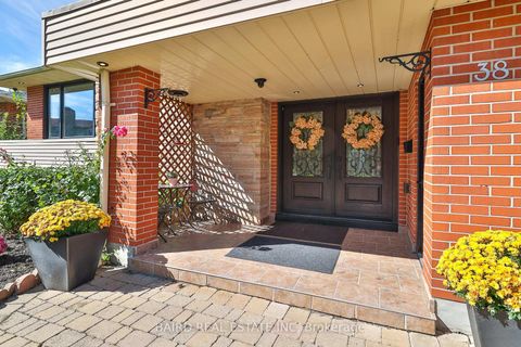 Photo 1 at 38 Caronridge Crescent, L'Amoreaux, Toronto