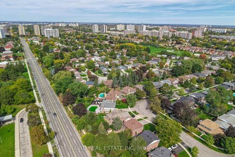 Photo 18 at 38 Caronridge Crescent, L'Amoreaux, Toronto