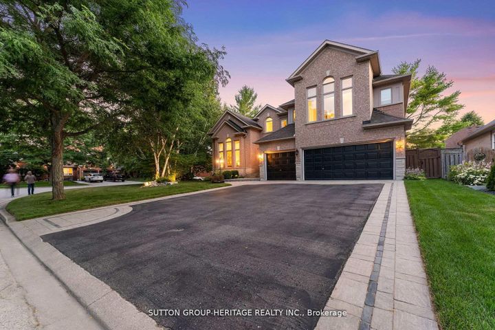 Photo 4 at 2300 Abbott Crescent, Brock Ridge, Pickering