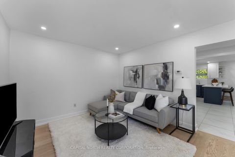Photo 7 at 63 Pondtail Drive, Milliken, Toronto