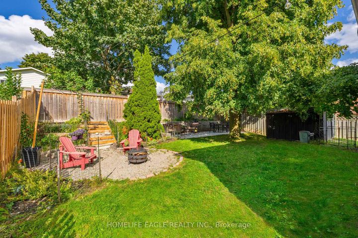 Photo 26 at 23 Maurino Court, Bradford, Bradford West Gwillimbury