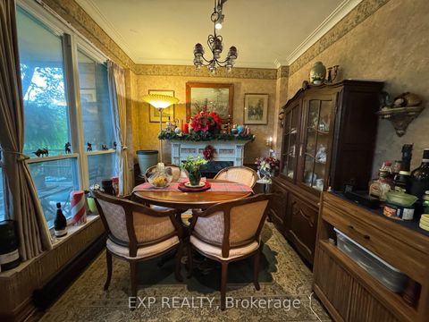 Photo 3 at 104 - 30 elm Avenue, Moore Park, Toronto