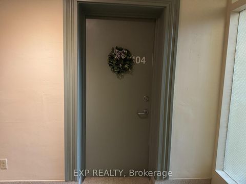 Photo 14 at 104 - 30 elm Avenue, Moore Park, Toronto