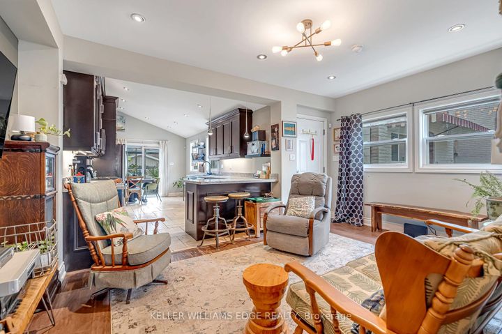 Photo 7 at 108 Emerald Street N, Landsdale, Hamilton