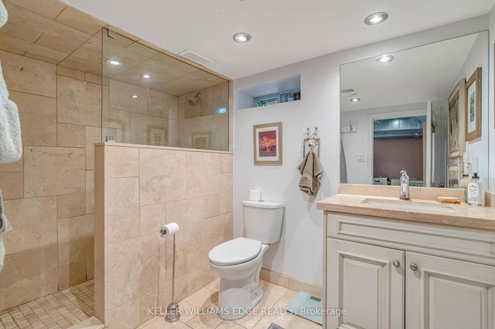 Photo 28 at 108 Emerald Street N, Landsdale, Hamilton