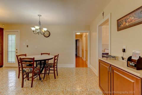 Photo 3 at 67 Button Road, West Woodbridge, Vaughan