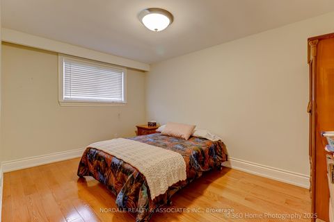Photo 10 at 67 Button Road, West Woodbridge, Vaughan