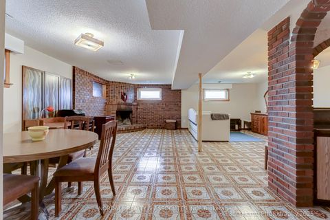 Photo 16 at 67 Button Road, West Woodbridge, Vaughan