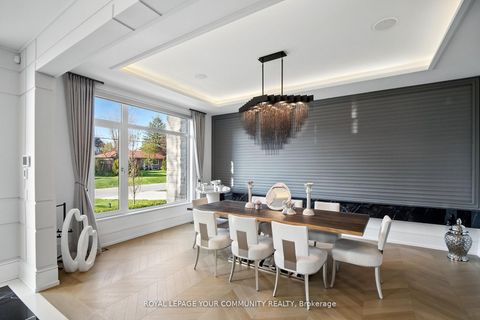 Photo 3 at 115 Patricia Drive, King City, King Photo 3 at 115 Patricia Drive, King City, King