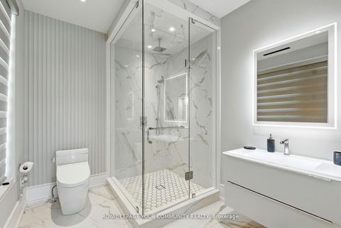 Photo 27 at 115 Patricia Drive, King City, King Photo 27 at 115 Patricia Drive, King City, King