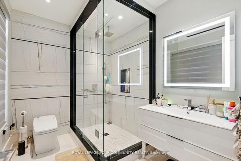 Photo 29 at 115 Patricia Drive, King City, King Photo 29 at 115 Patricia Drive, King City, King