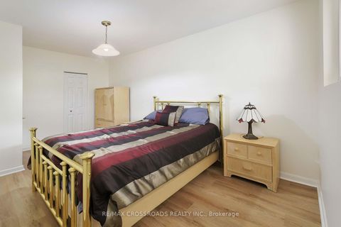 Photo 13 at 37 Avis Crescent, Parkview, Toronto Photo 13 at 37 Avis Crescent, Parkview, Toronto