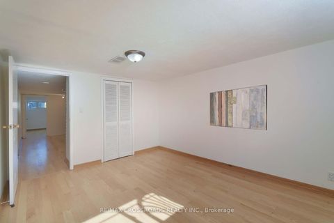 Photo 26 at 37 Avis Crescent, Parkview, Toronto