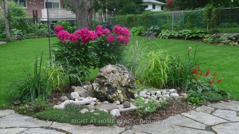 Photo 36 at 140 Orsi Drive, College Manor, Newmarket