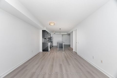 Photo 12 at 1518 - 19 Singer Court, Bayview Village, Toronto
