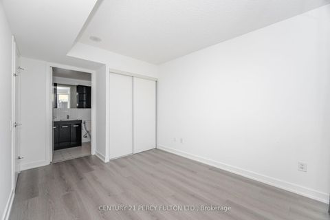 Photo 16 at 1518 - 19 Singer Court, Bayview Village, Toronto
