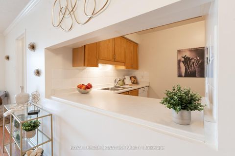 Photo 7 at 206 - 356 McRae Drive, Leaside, Toronto