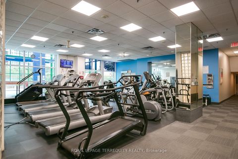 Photo 32 at 2707 - 77 Harbour Square, Waterfront Communities C1, Toronto