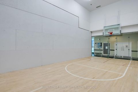 Photo 35 at 2707 - 77 Harbour Square, Waterfront Communities C1, Toronto